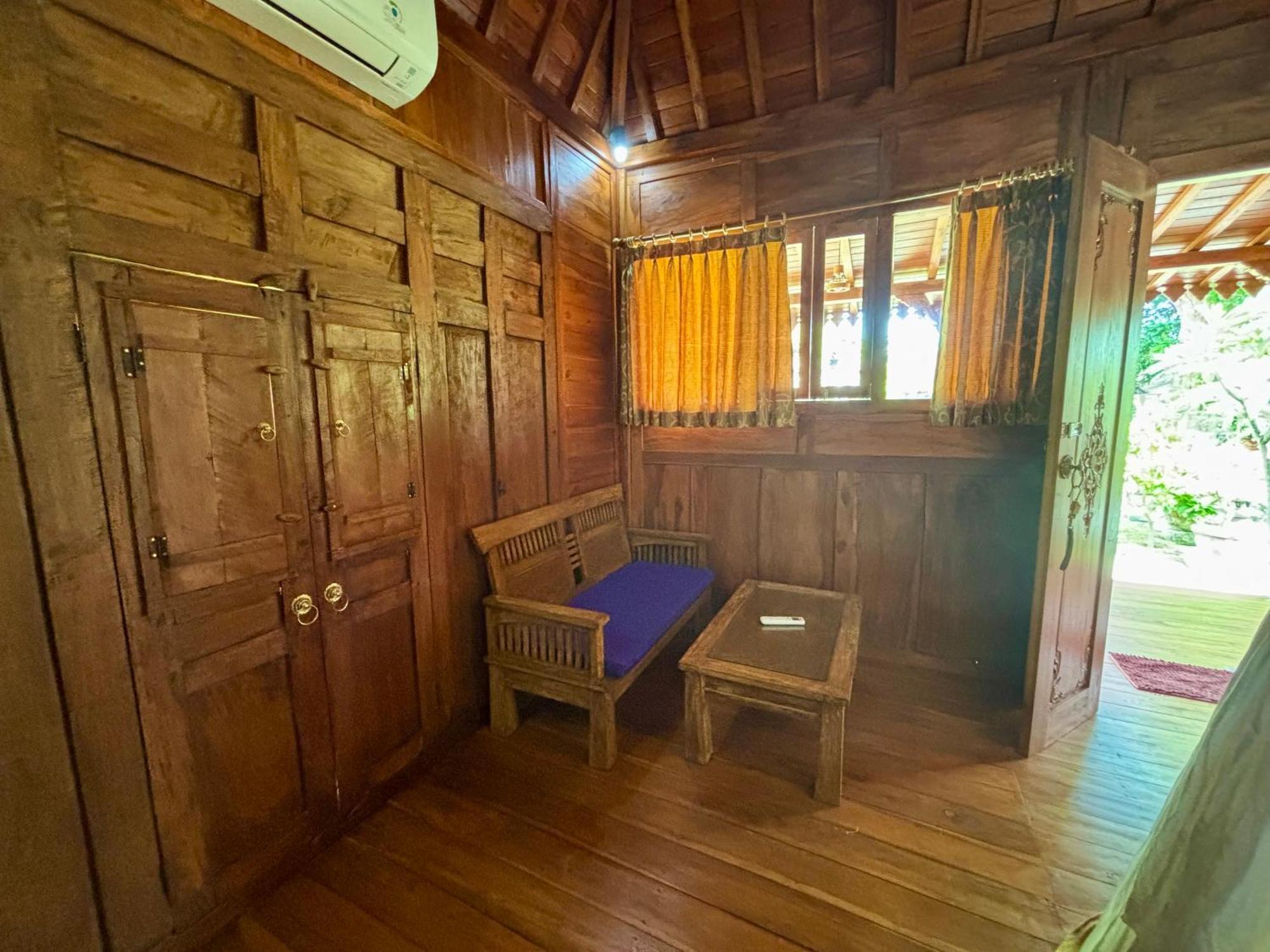 Di Abian Villas アメッド 部屋 写真