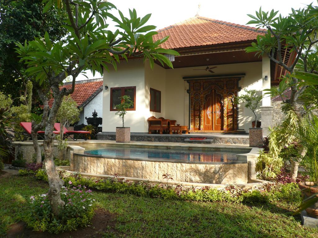 Di Abian Villas アメッド エクステリア 写真